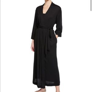 NATORI BLACK SUPER SOFT ROBE